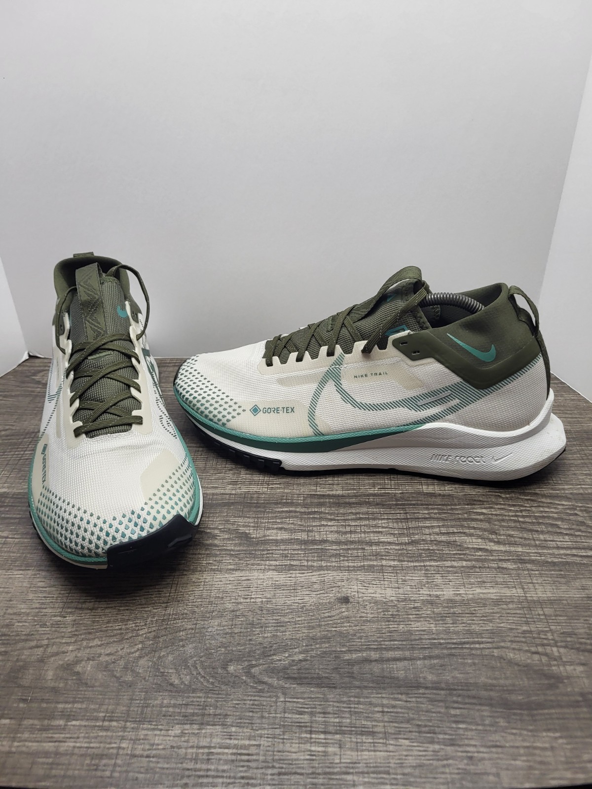Nike耐克Pegasus Trail 3 GTX防水越野跑鞋男款10.5
